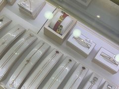-海星奢选二手奢侈品手表包包鉴定回收寄卖(墨玉南路店)