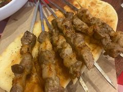 一把羊肉串配现烤馕-西贝(上海我格广场店)