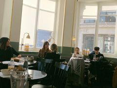 -乐蓬马歇百货公司(Rive Gauche)