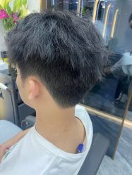 点击看大图 -七分屋LA·烫发·染发·剪发