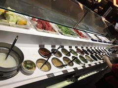 自助调料区-海底捞火锅(勒泰店)