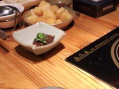 -野山舂·贵州现舂酸汤火锅(鸿通城店)