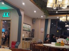 大堂-绿草地·湘菜(喜盈门店)