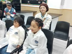 -神奇科学家STEAM科学实验科创赛事机器人编程逻辑思维MadScience(长宁来福士校区)
