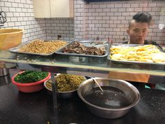 -覃肥叔桂林米粉(粮道街店)