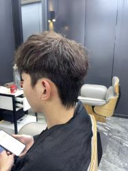 -藤野造型·专业烫染店