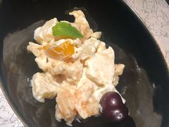凤梨虾球-穹六人间 people 6(岳阳路店)
