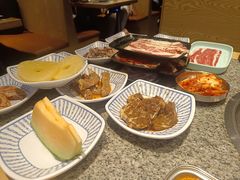 -本家·小顽牛自助烤肉(金润路店)