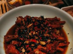 -头上红煨盐鸡·非遗院子餐厅