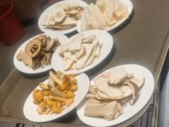 -天宜隆蘑菇宴火锅(石景山旗舰店)