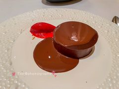 巧克力慕斯树莓冰霜-福楼法餐厅FLO