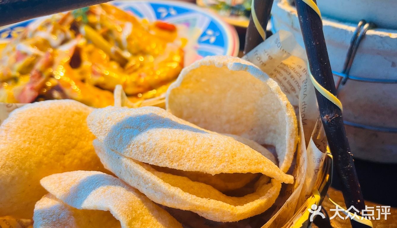 毕竟是火爆大上海快10年的泰国菜餐厅了！口味一直很在线！