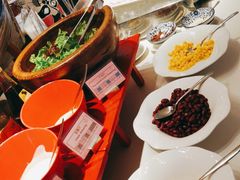 -上海滴水湖皇冠假日酒店