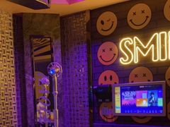 -好乐迪(张扬路八佰伴店)