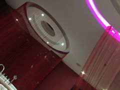 -天鹅恋主题酒店(光谷广场步行街店)