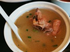 时令脊骨汤-简小舍·民间手艺菜(武昌江滩店)