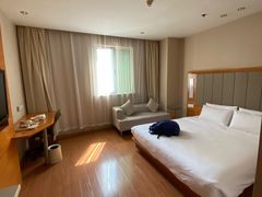 -全季酒店(西安凤城二路店)