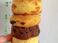 -SKROLL卡特司库·蛋糕定制·生吐司·司康(古北程家桥店)