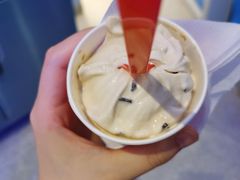摩卡巧克力暴风雪-DQ·蛋糕·冰淇淋(万象城店)