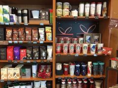 零售区-星巴克臻选(南宁万象城店)