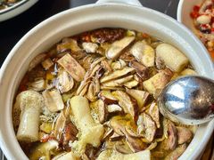 -黔蘑菇四季餐厅(观山湖店)