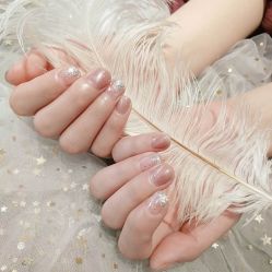 -蜜丝卡伦美甲美睫连锁