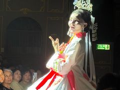 -金东尼人妖秀