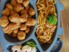-布鲁豪斯亲子欢乐家庭餐厅