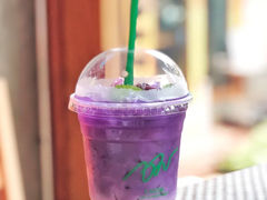 -Chom Cafe and Restaurant