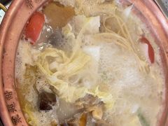 -阿婆情腊排骨火锅(金虹路店)