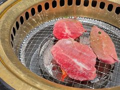 -山川小町·极番烧肉(新地假日广场店)