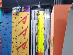 -嗨马乐动室内潮玩运动·团建·轰趴·桌游(南丰汇店)