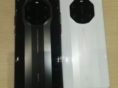 -华为授权体验店(中山公园来福士)