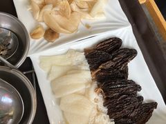 -蘑统田下·野生菌火锅