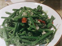 -巴依兄弟西域美食(机场店)