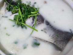-天乐农家鱼头王(天目湖店)