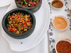 黑红三剁双拼-蝴蝶泉宾馆-中餐厅