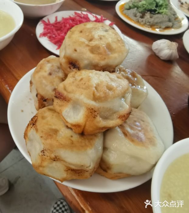 宝瑞门钉肉饼店门钉肉饼图片
