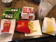 -麦当劳(新城市广场店)