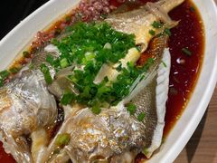 葱油黄鱼拼海灵菇-云天楼国鼎喜宴中心(国鼎店)