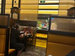 -钱小奴海鲜自助黑金店(杭州滨江龙湖店)
