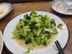 清炒西兰花-鼎香润(德胜门内店)