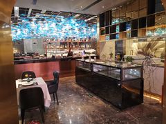 -臻美视爵眼镜·明月·依视路·蔡司折扣店(广渠门店)