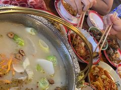 -冶建镜子·老南昌大排档·江西虾王(总店)