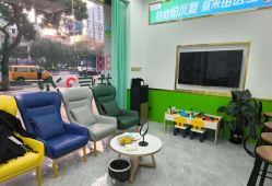 -苗医生专业祛痘·皮肤管理