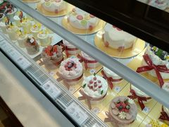 -花花卷卷·鲜食蛋糕(静安久光百货店)