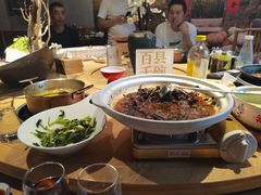 -头上红煨盐鸡·非遗院子餐厅