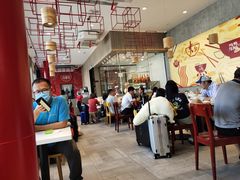 大堂-百事佳烧鸭牛腩(上海虹桥站店)
