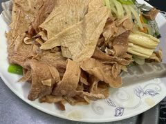 -赵氏牛肉罩火烧