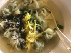 荠菜小馄饨-弄堂咪道-饭香·面香·馄饨香(汇锦广场店)